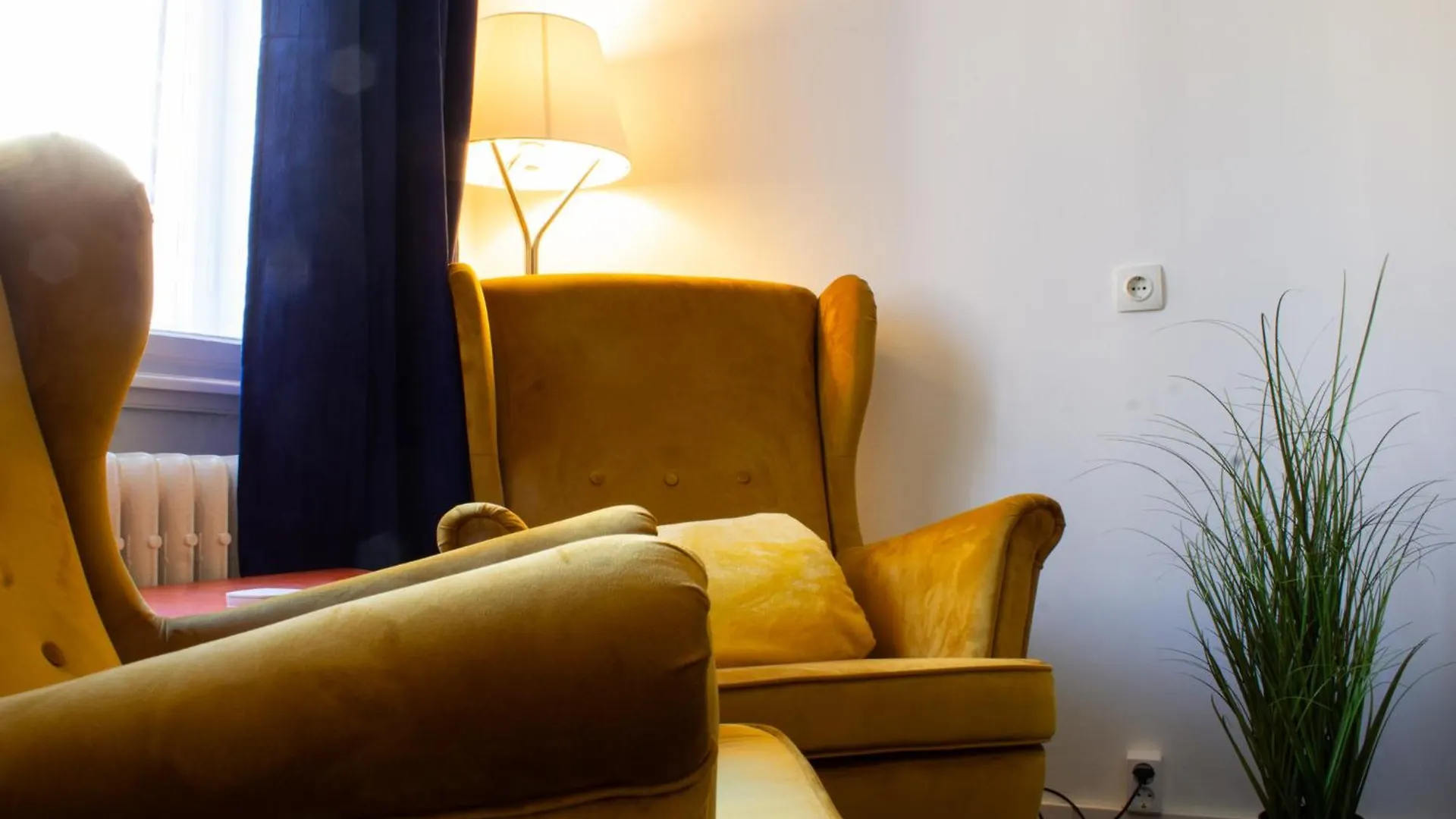 Stunning Parkside View - Unwind At Parklane Appartement Boedapest